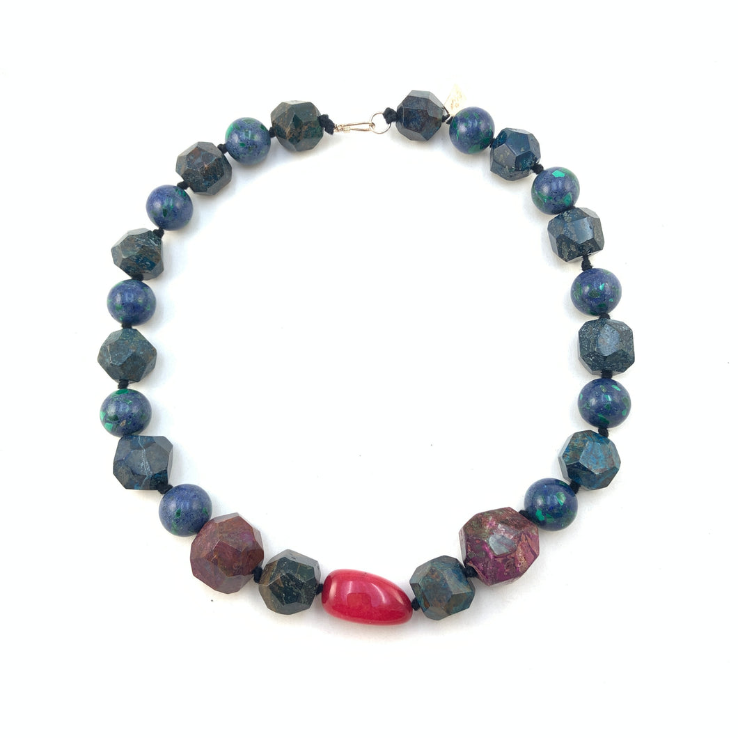 Rocky Surface 18”